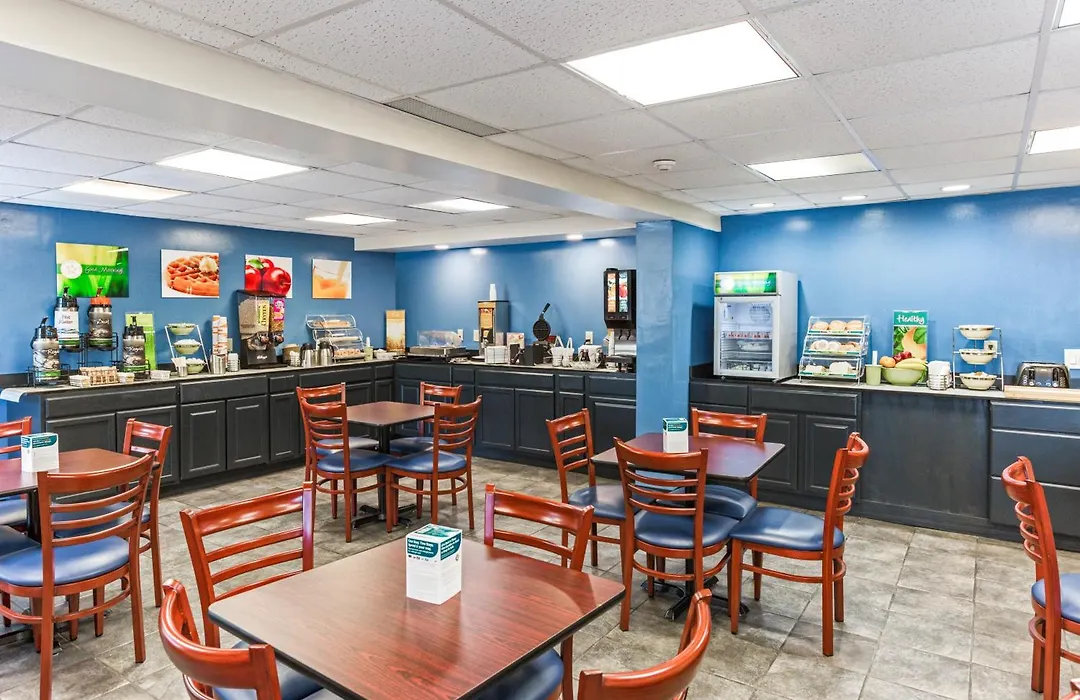 Quality Inn & Suites Plattsburgh-1